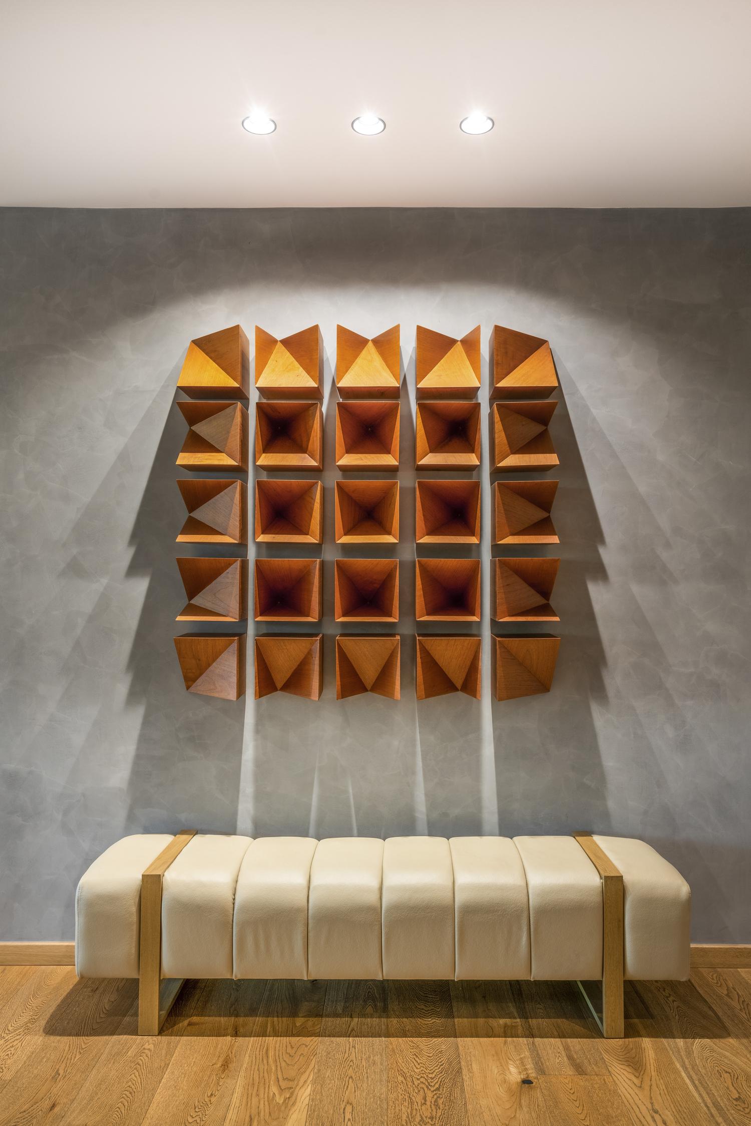 Portfolio Studio Momentum 18-