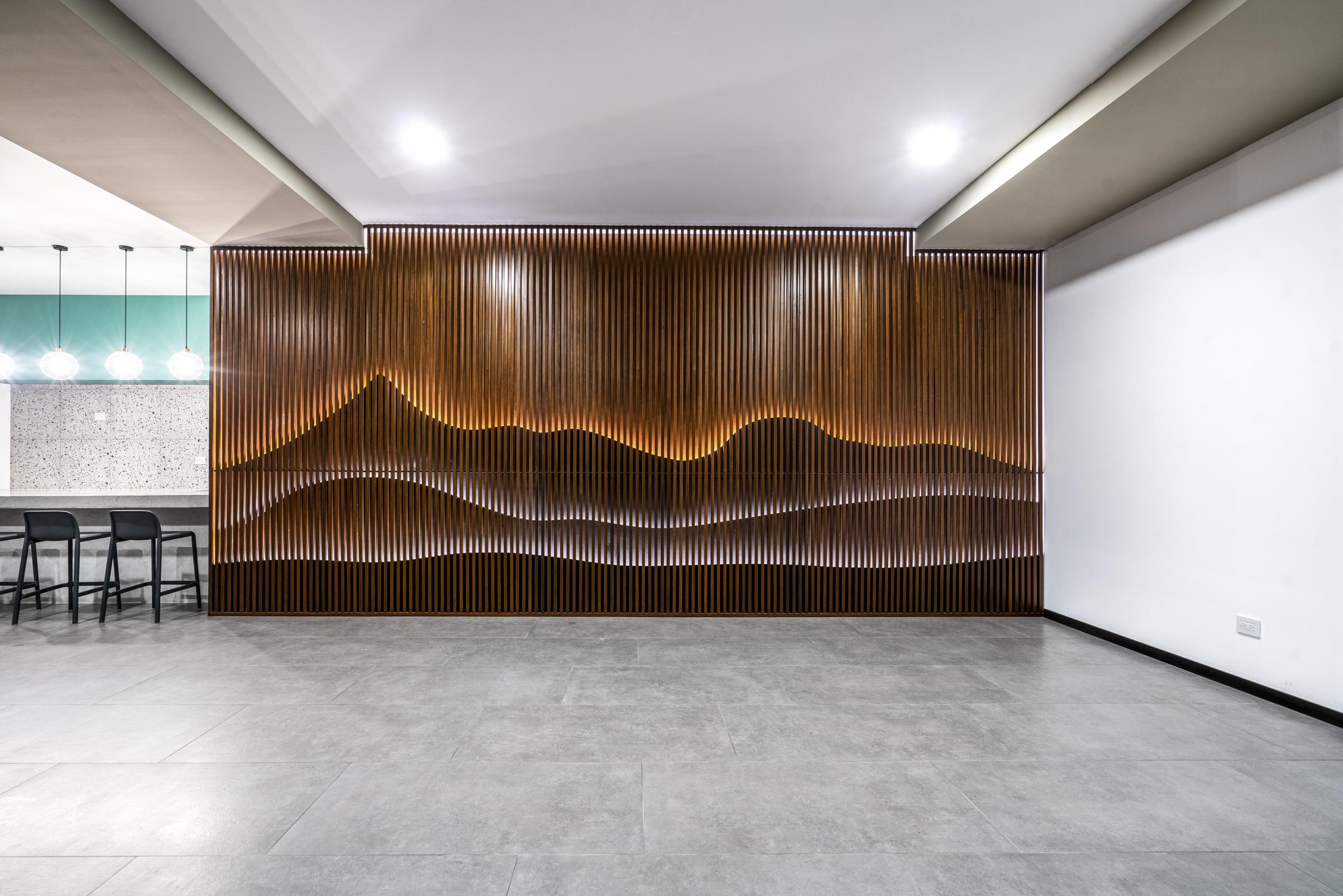 Portfolio Studio Momentum 26-